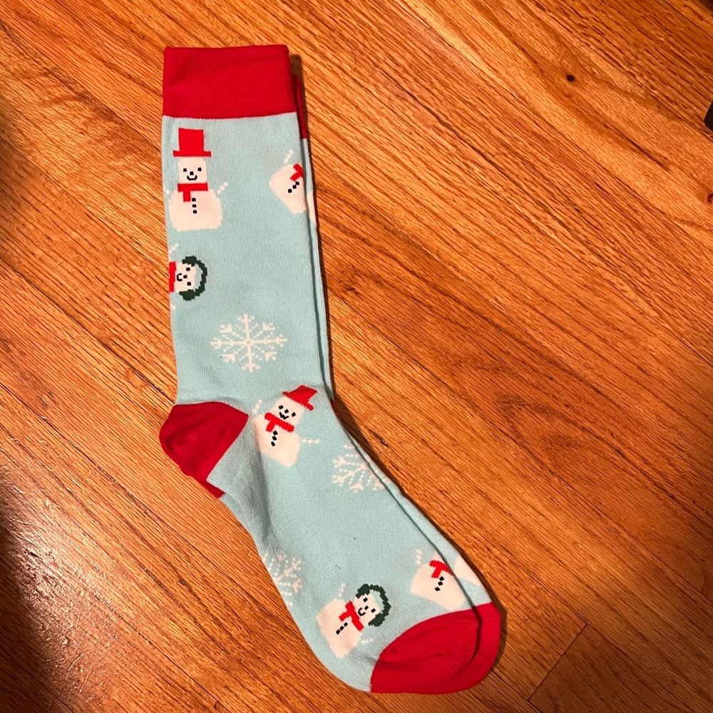 FREE W/ PURCHASE NEW holiday socks crew Christmas snowmen snowman winter blue